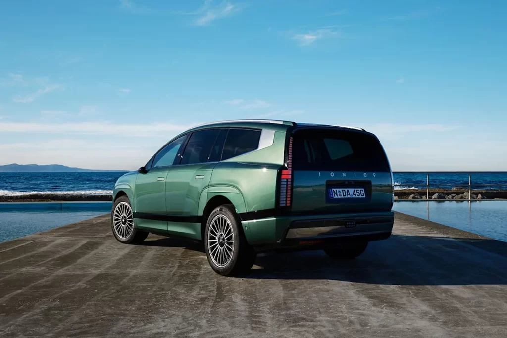 Hyundai Ioniq 9 Calligraphy rear