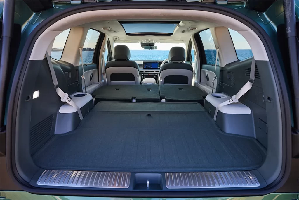 Hyundai Ioniq 9 Calligraphy boot