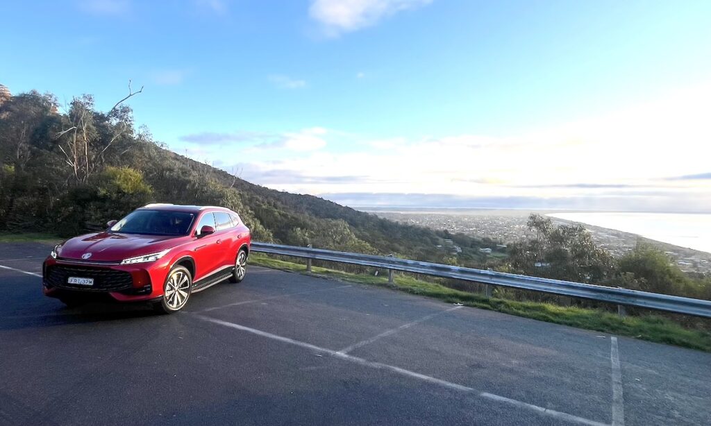 2025 MG HS Super Hybrid Essence Long term test.