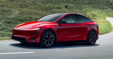2025 Tesla Model Y Performance.