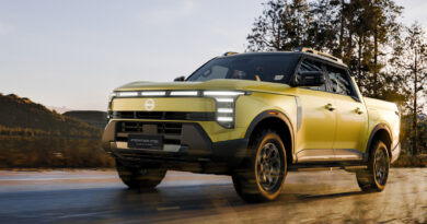 Nissan Frontier Pro PHEV ute.