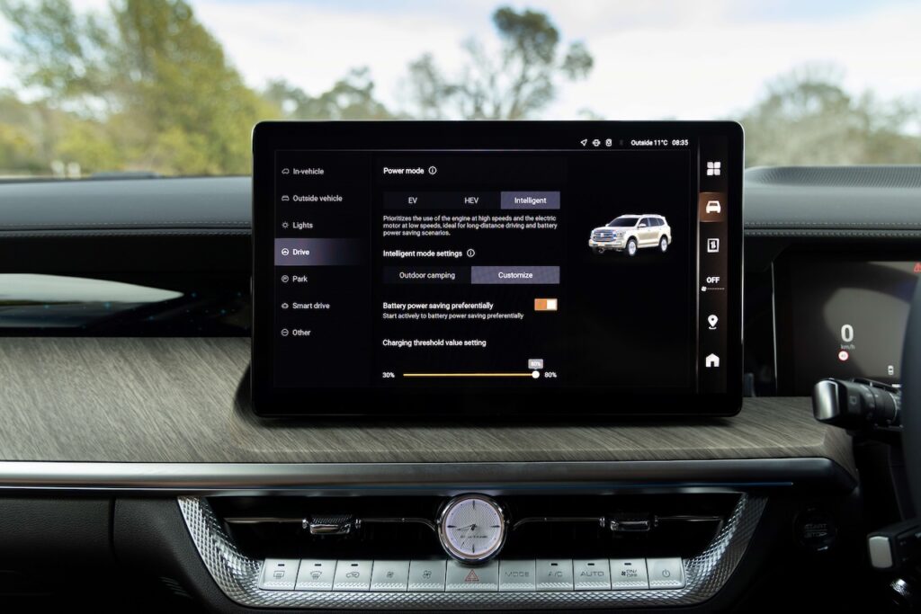 2025 GWM Tank 500 Hi4-T.