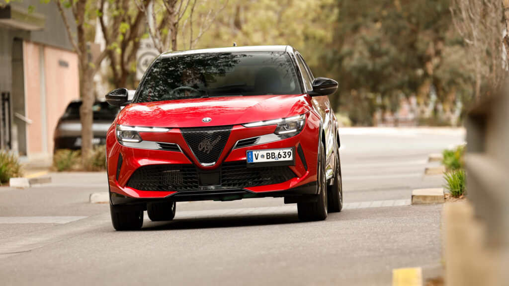 Alfa Romeo Junior Ibrida