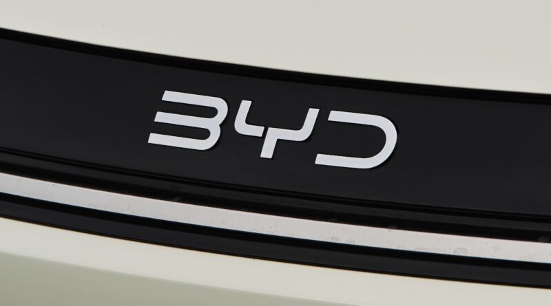 An era ends! Tesla loses its grip on the global EV market, as China’s BYD takes number one with new sales record