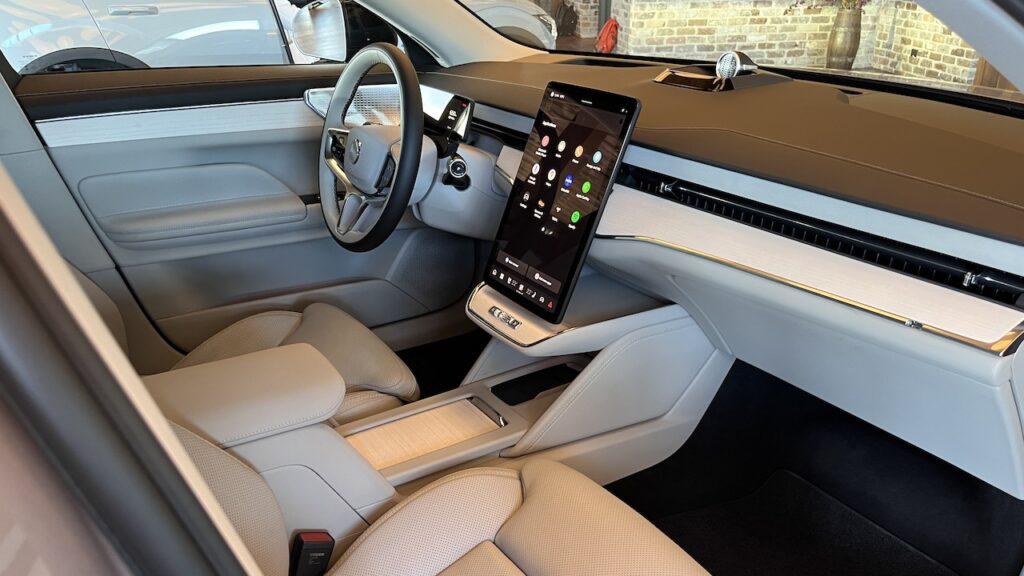 2026 Volvo ES60 prototype