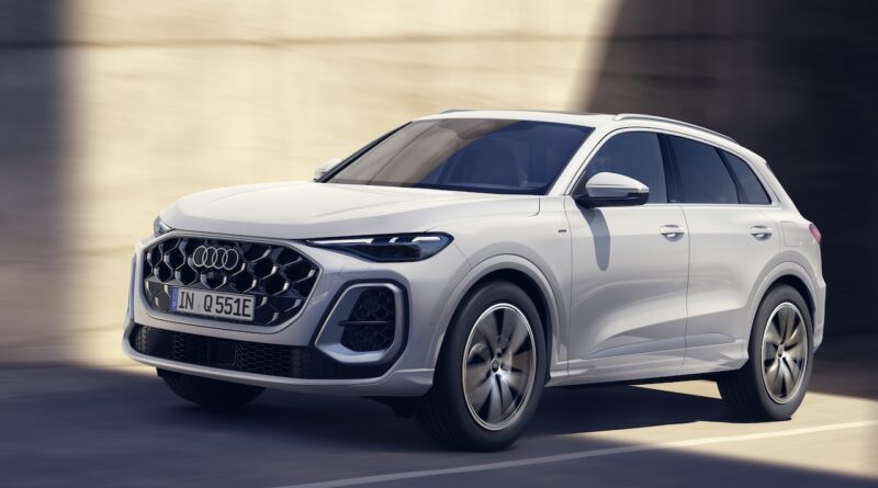 2026 Audi Q5 e-hybrid.