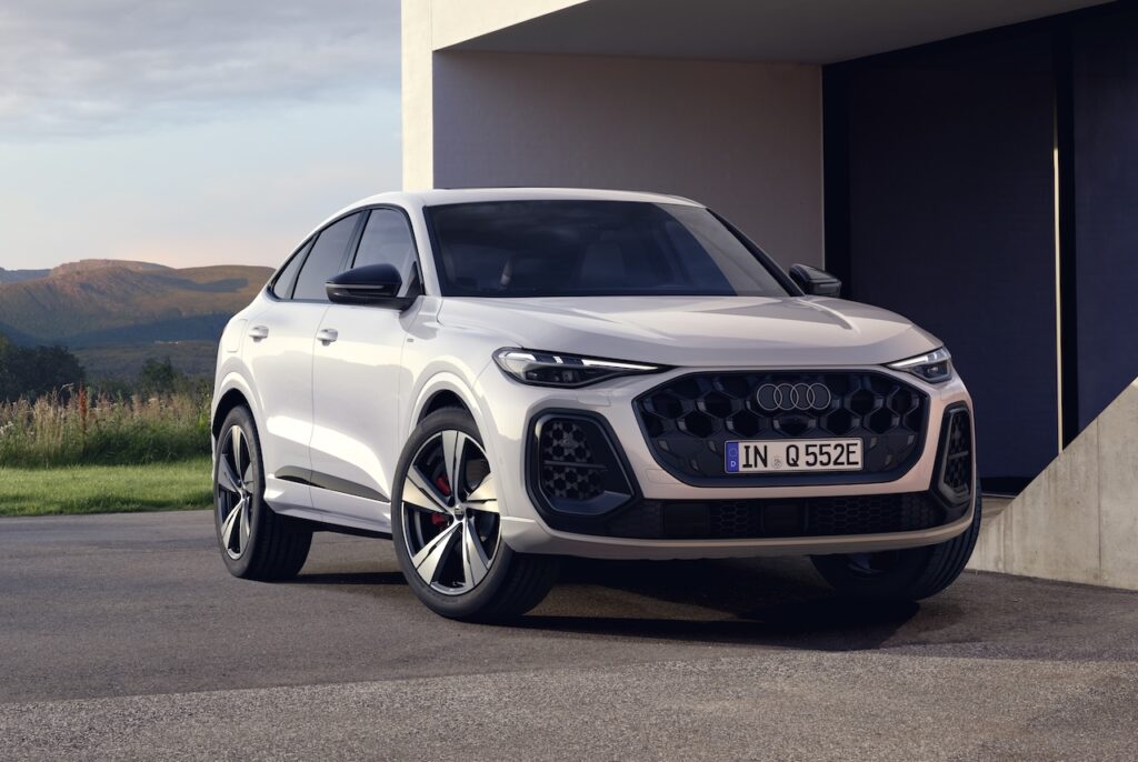 2026 Audi Q5 e-hybrid.