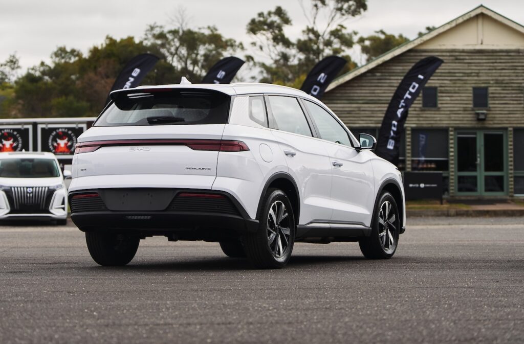 2026 BYD Sealion 5 Premium.