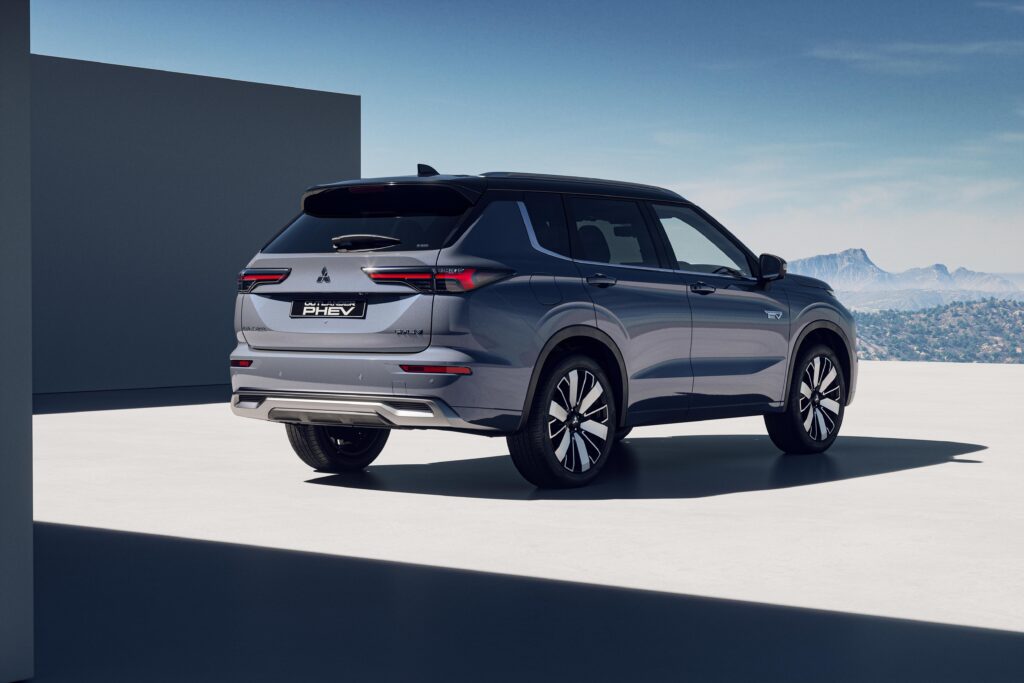 2026 Mitsubishi Outlander PHEV