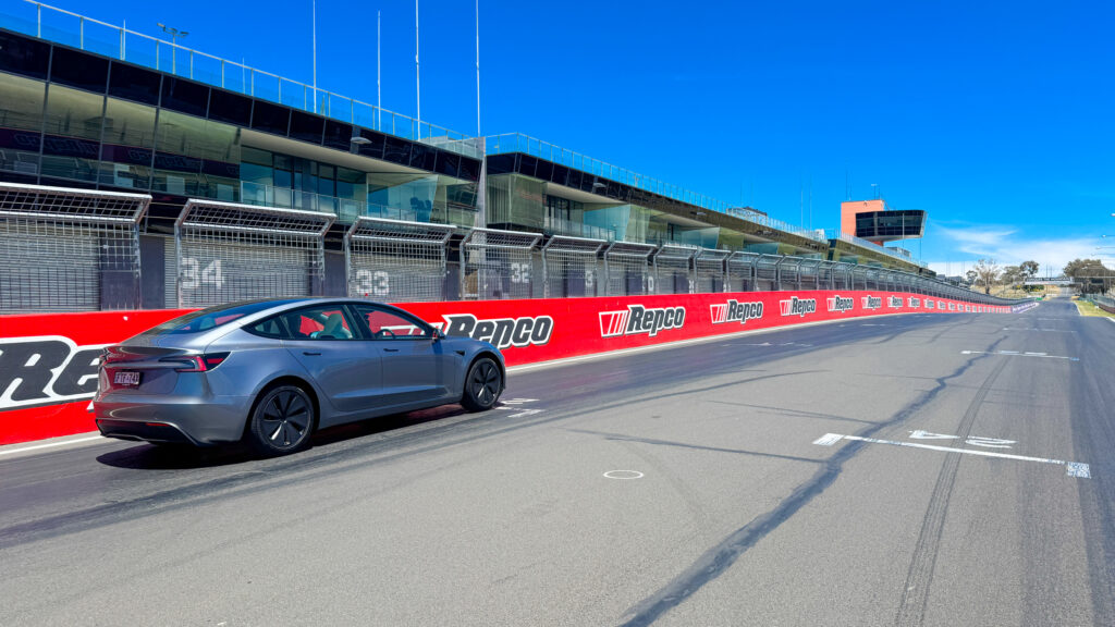 Tesla Model 3 Long Range Rear-Wheel Drive.