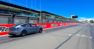 Tesla Model 3 Long Range Rear-Wheel Drive.