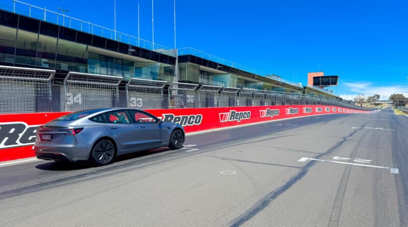 Tesla Model 3 Long Range Rear-Wheel Drive.