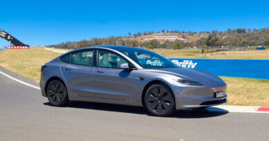 Tesla Model 3 Long Range Rear-Wheel Drive.