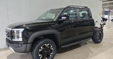 2026 BYD Shark 6 cab chassis.