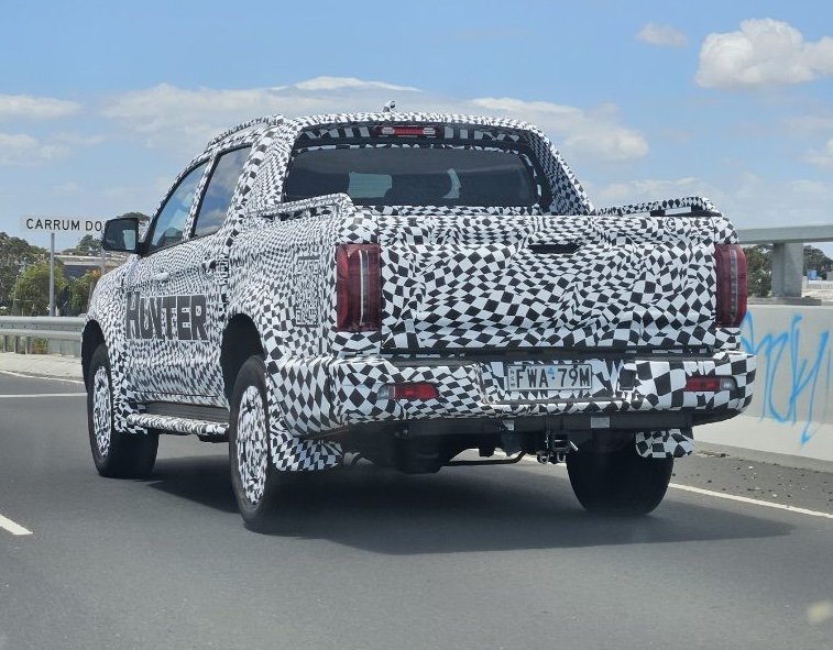 2026 JAC T9 Hunter PHEV in disguise.