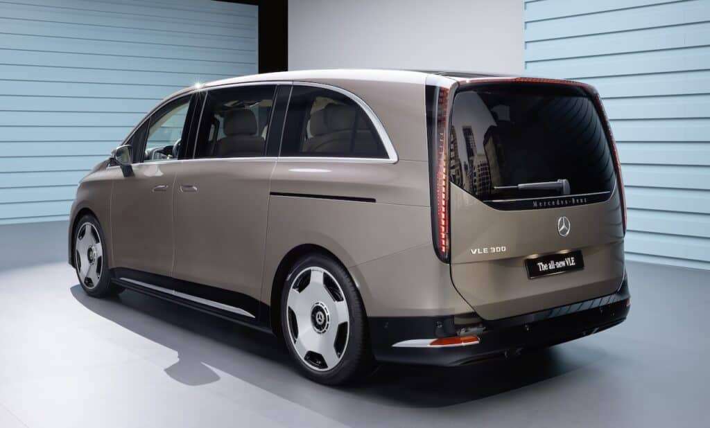 2026 Mercedes-Benz VLE 300 electric people-mover.