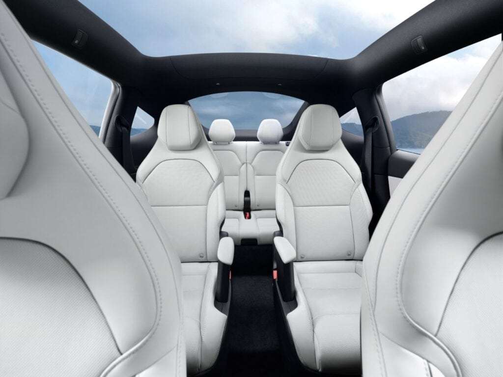 2026 Tesla Model Y L.