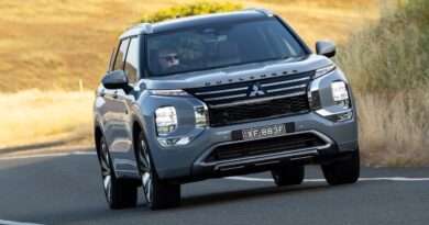 2026 Mitsubishi Outlander PHEV.