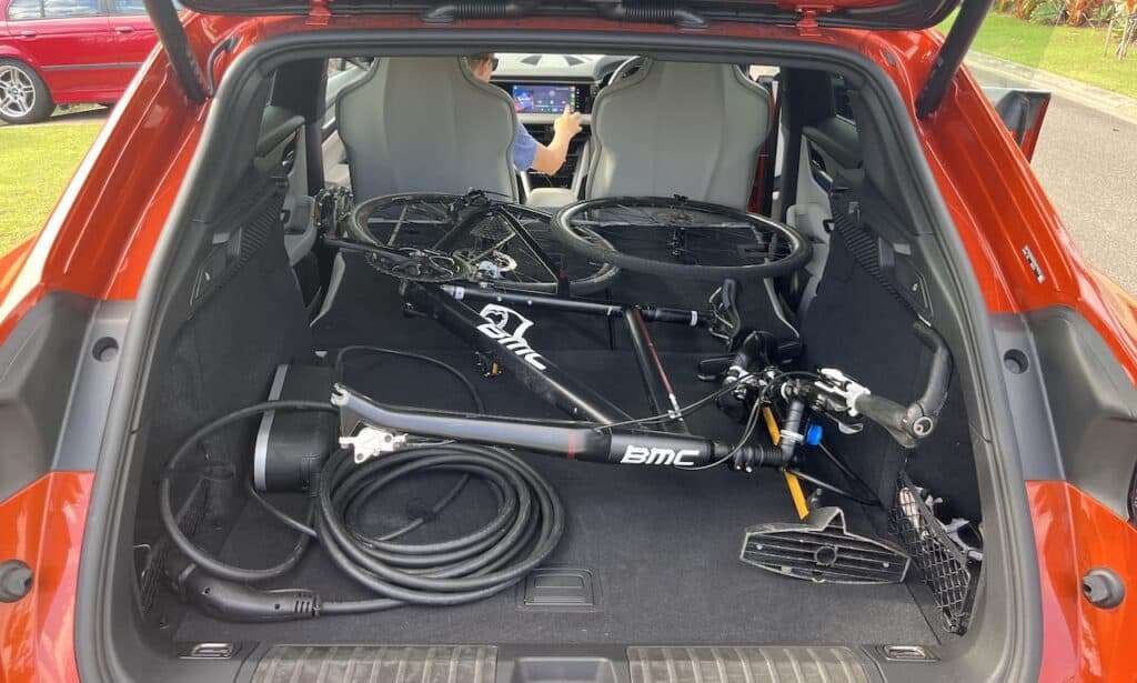 2026 Porsche Macan RWD