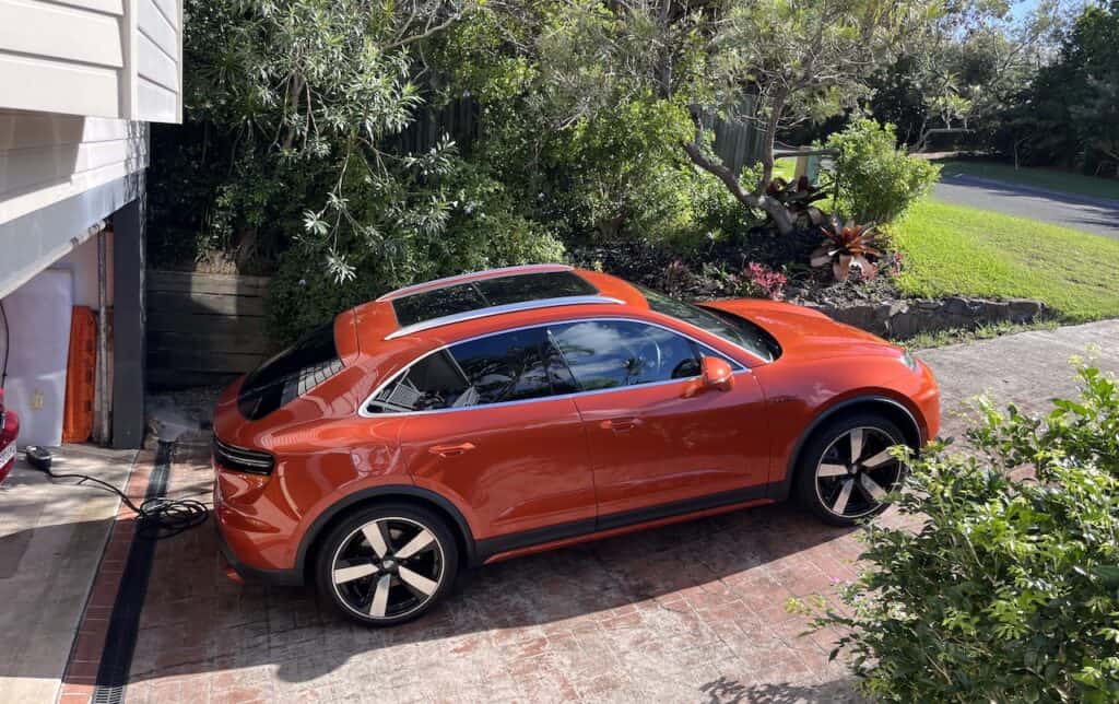 2026 Porsche Macan RWD