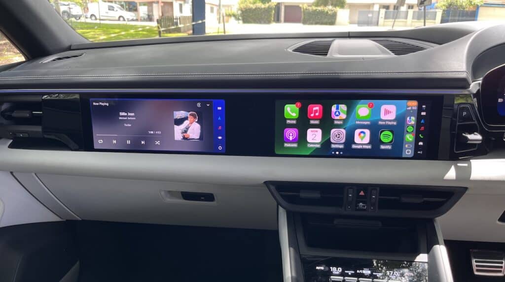 2026 Porsche Macan RWD