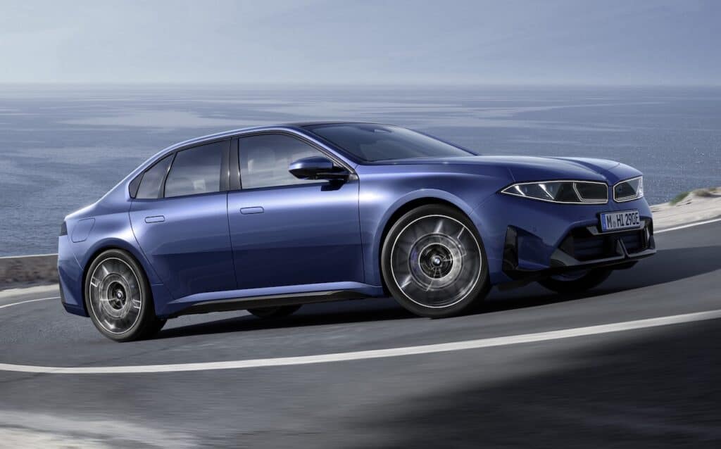 2027 BMW i3.