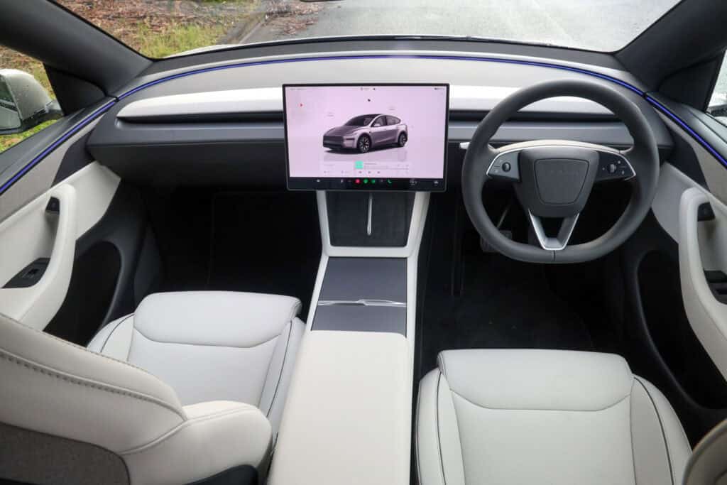 Tesla Model Y L.