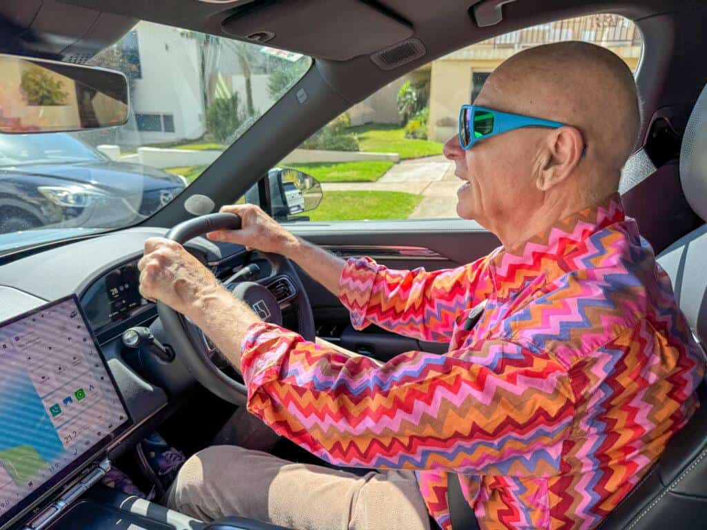 Dr Karl with a Zeekr 7X Performance.