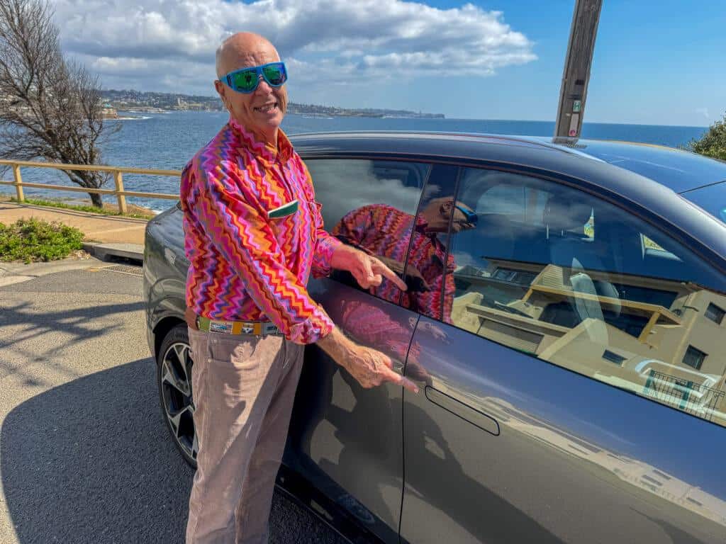 Dr Karl with a Zeekr 7X Performance.