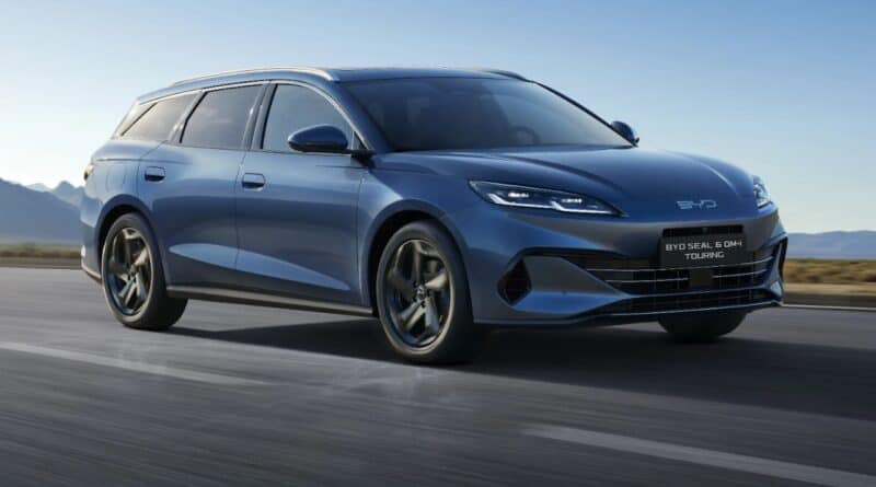 2026 BYD Seal 6 Touring.