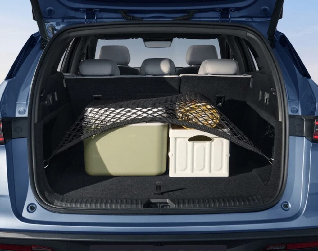 2026 BYD Seal 6 Touring.