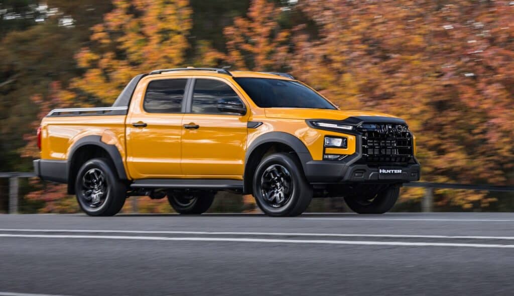 2026 JAC Hunter PHEV ute.