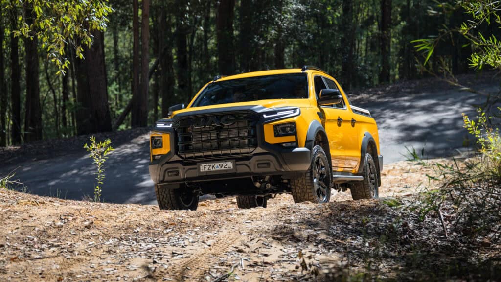 2026 JAC Hunter PHEV ute.