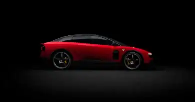 Ferrari Luce.