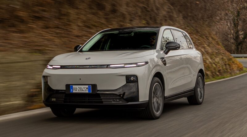 2026 Leapmotor B10 Hybrid EV.