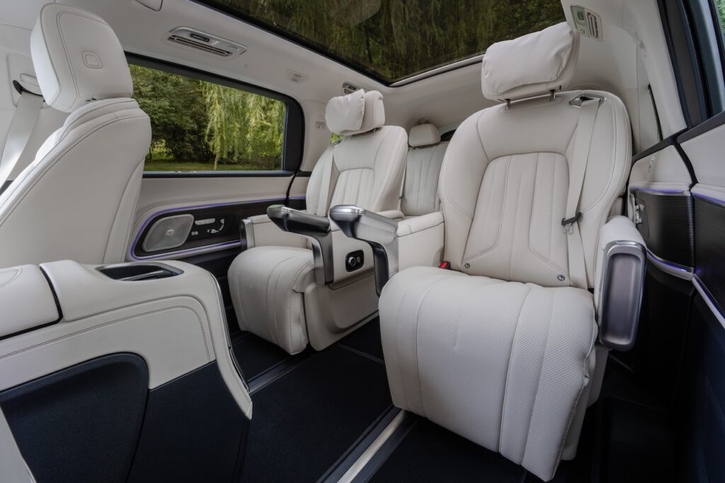 2027 Mercedes-Benxz VLE.