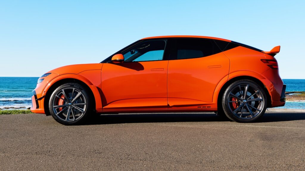 2026 Genesis GV60 Magma.
