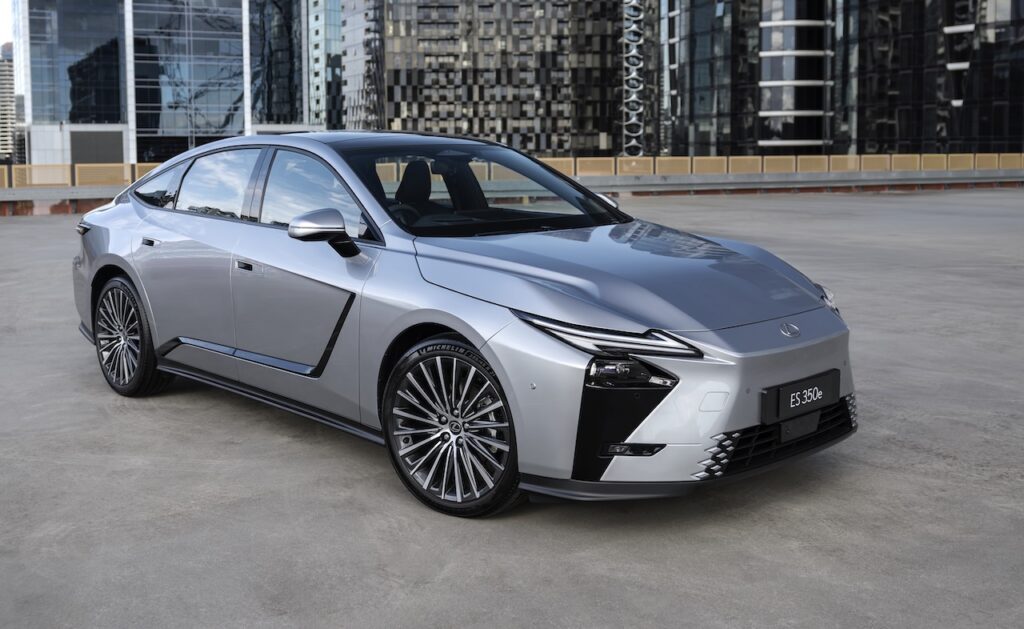 2026 Lexus ES.