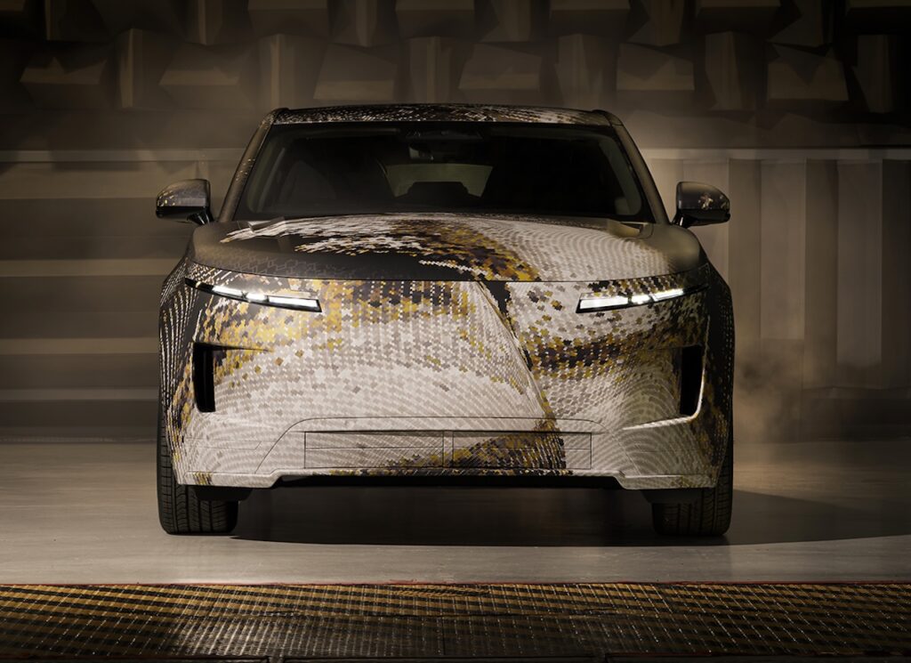 2027 Range Rover GT.