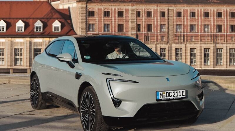 2026 Avatr 11.