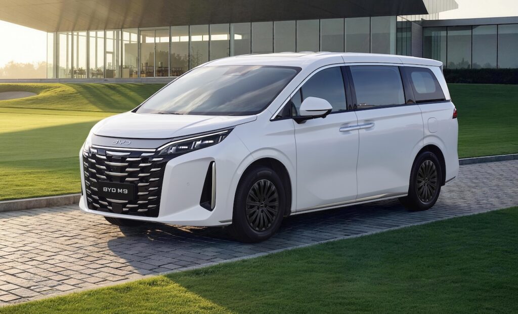2026 BYD M9.