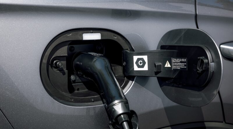 Plug. 2026 BYD Sealion 5.