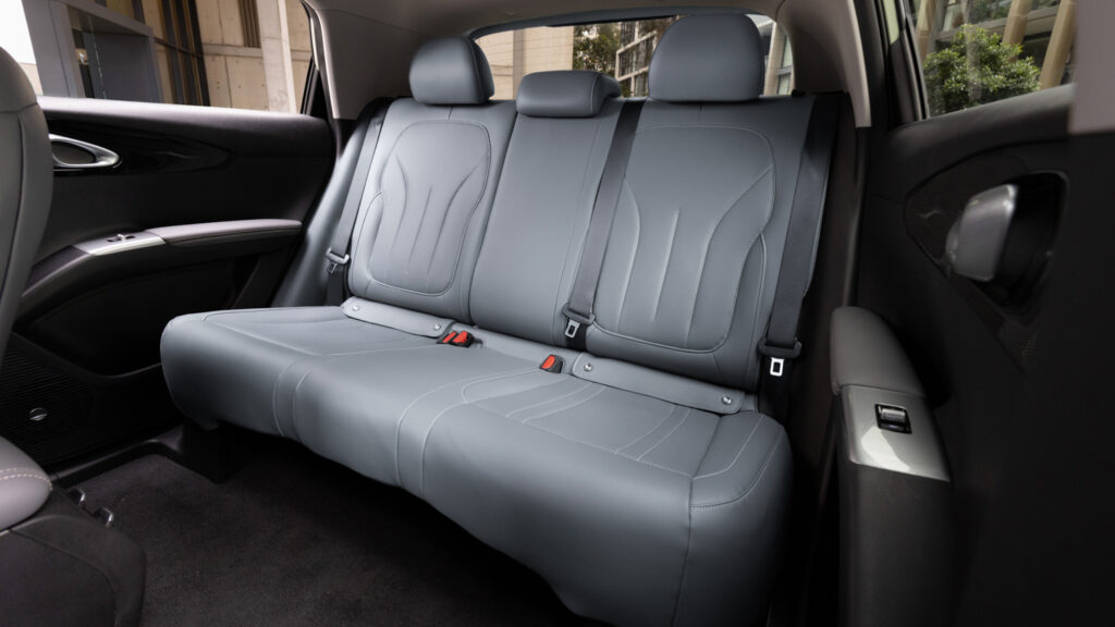 Geely EX2 Inspire.