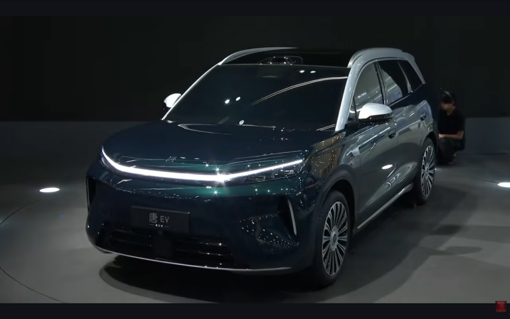 2026 BYD Tang.