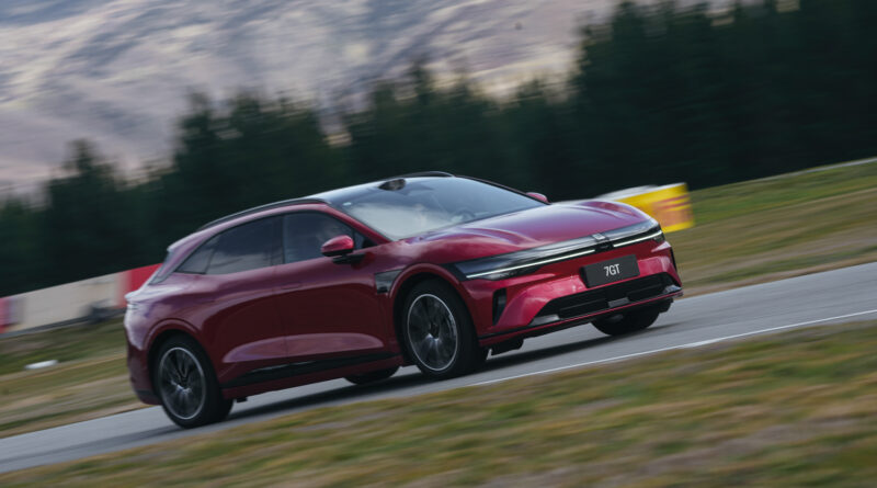 Zeekr 7GT.